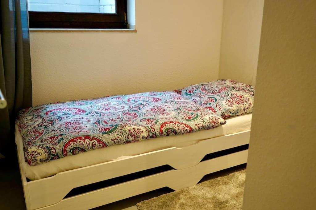 קלן Helle Kellerwohnung Im Gruenen Mit Sauna מראה חיצוני תמונה